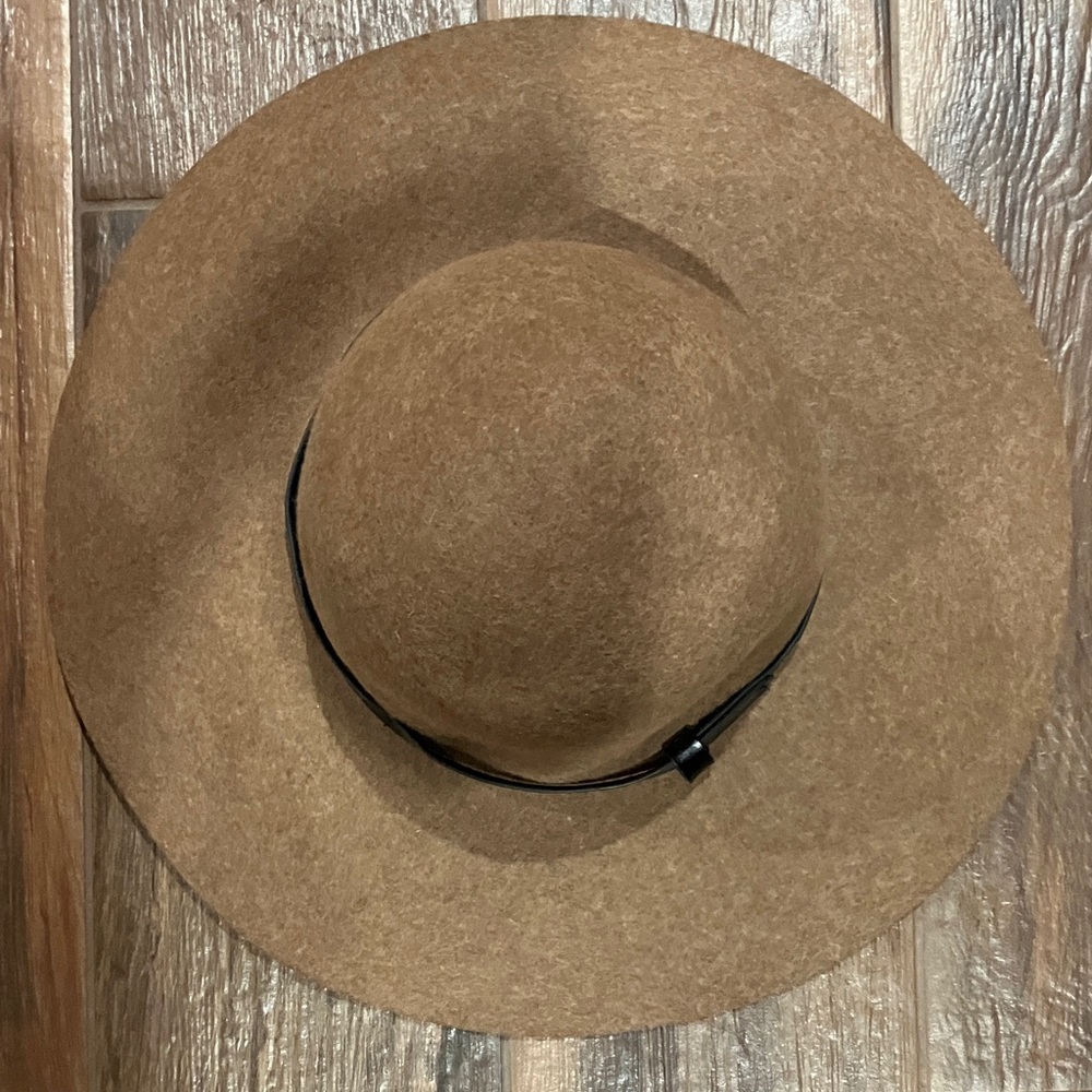 Stylish Brown Wide-Brim Hat WOOL